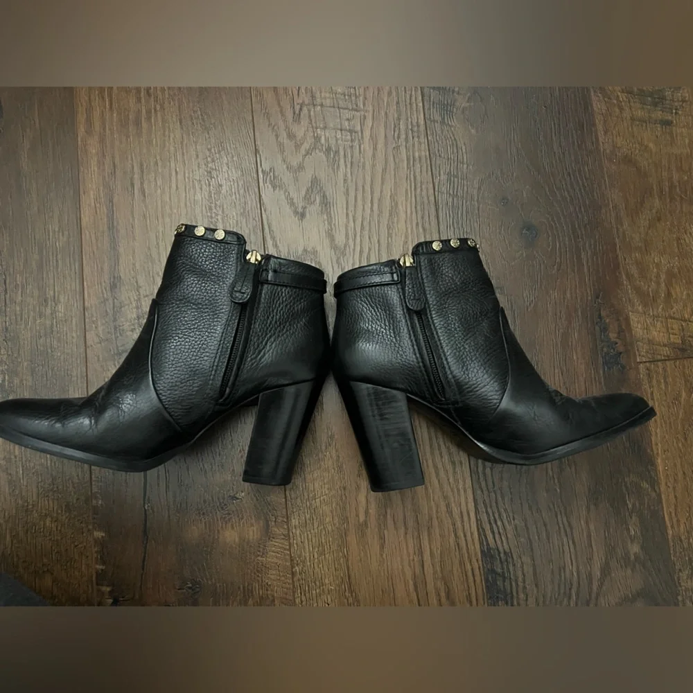 Tory Burch Black Leather Heeled Boots with Gold Accents Size 7 Mae Studded - Picture 4 of 11